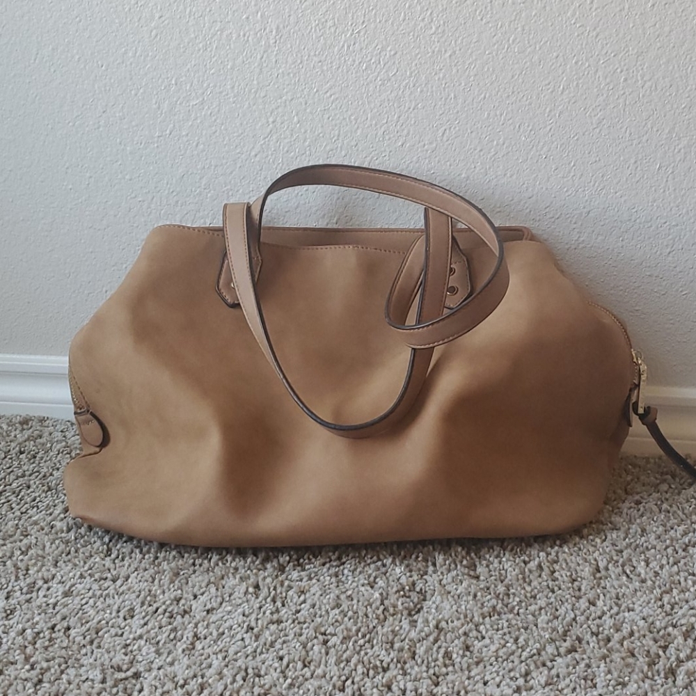 Slouchy tote bag